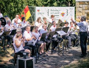Velký dechový orchestr – zahájení Letního parku u MKD